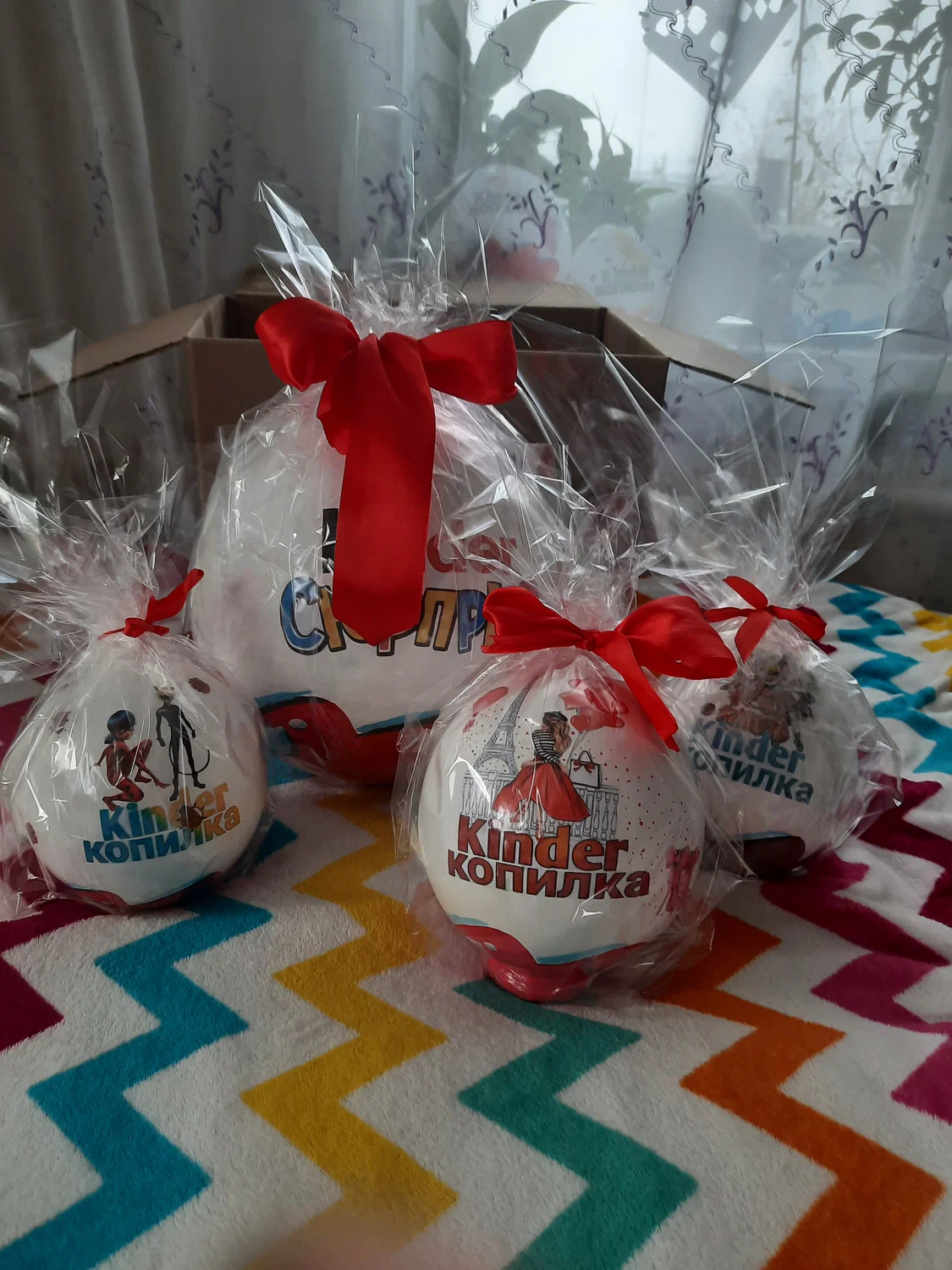 Киндер бокс и копилки